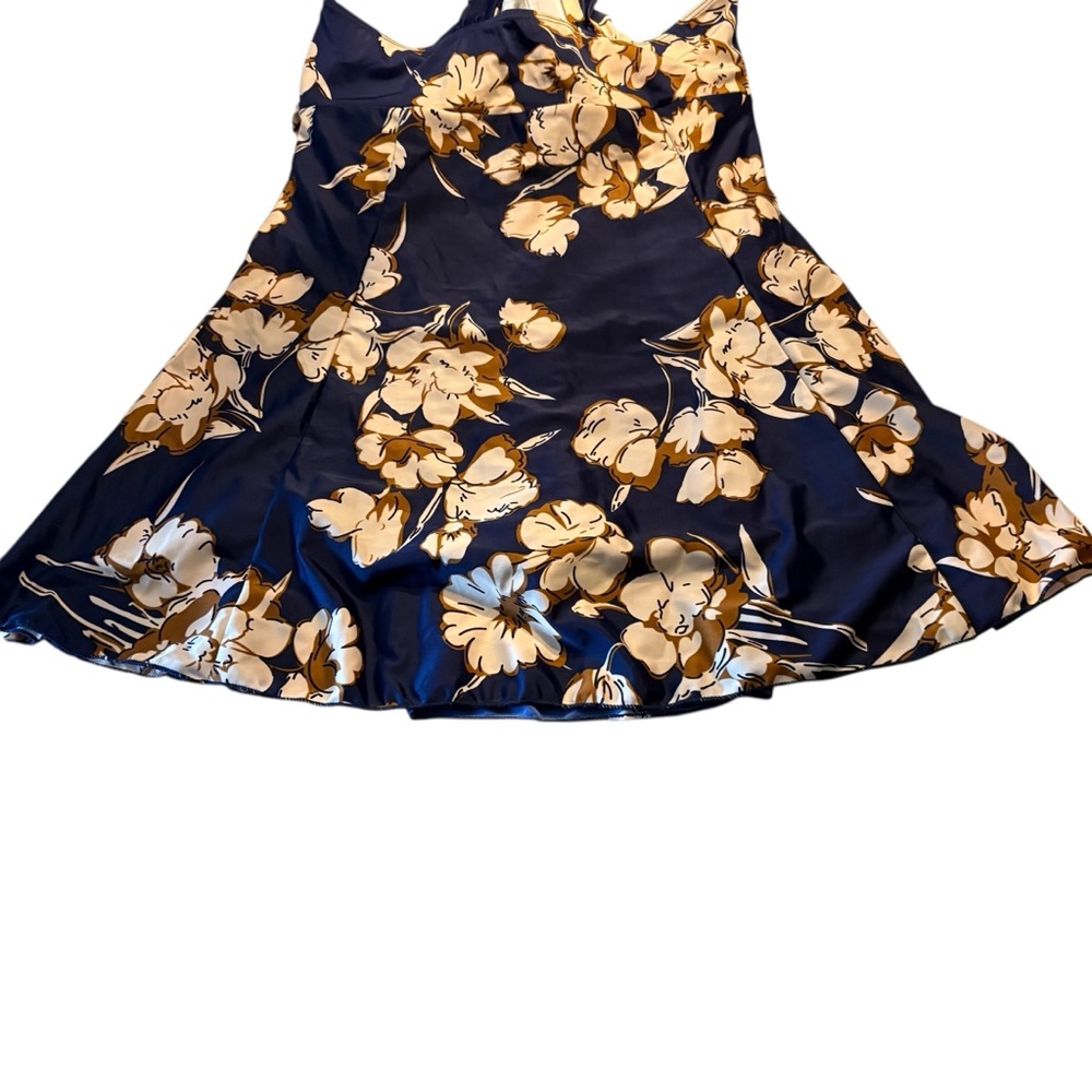 BALLEWEI NWT Floral Blue/Tan Swim-Dress in Size 5x -- Actual size is a 18W - Picture 7 of 9